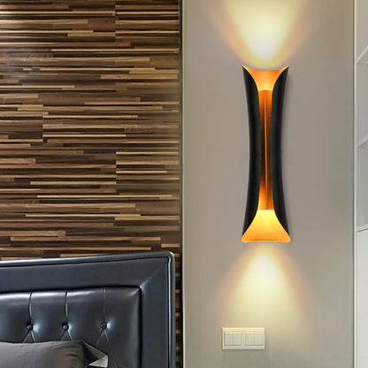 Curl Metal Wall Sconce