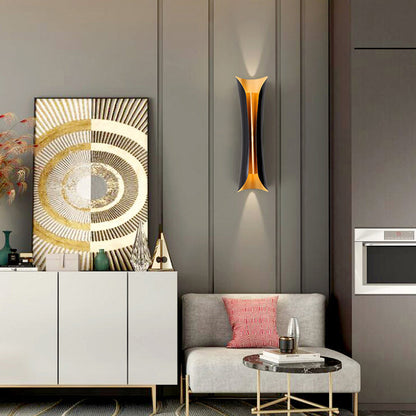 Curl Metal Wall Sconce