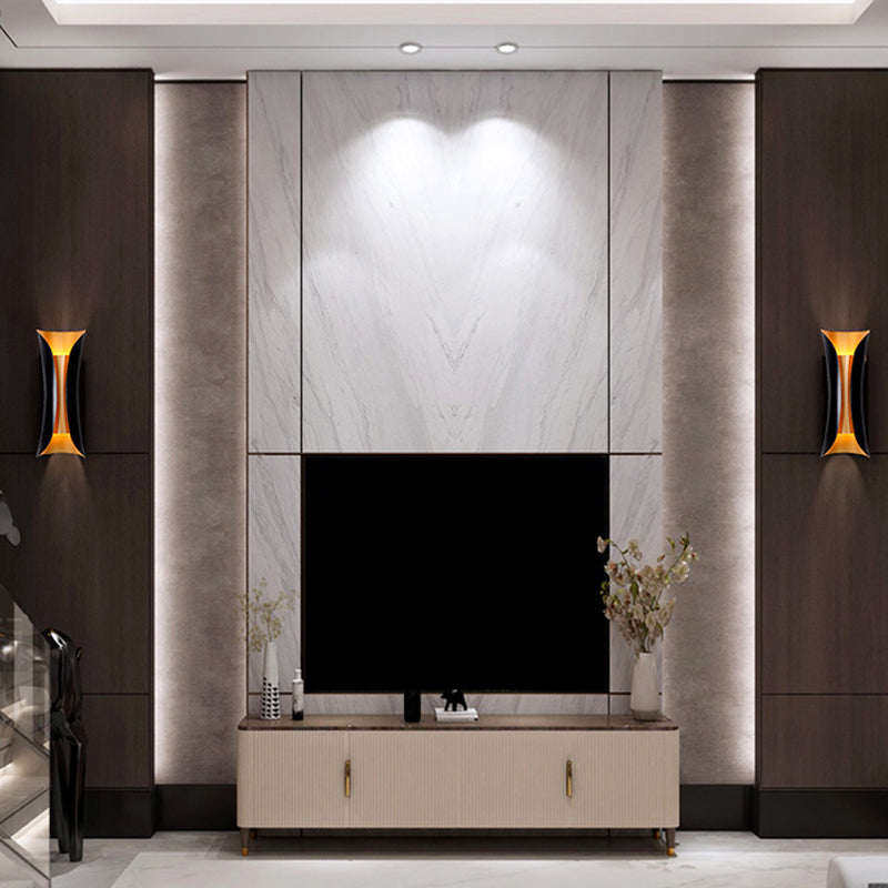 Curl Metal Wall Sconce