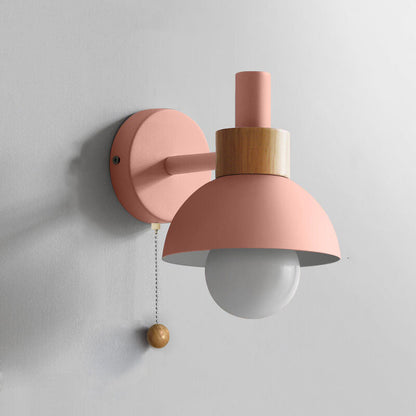 Nordic Wood Pull-Switch Lamp