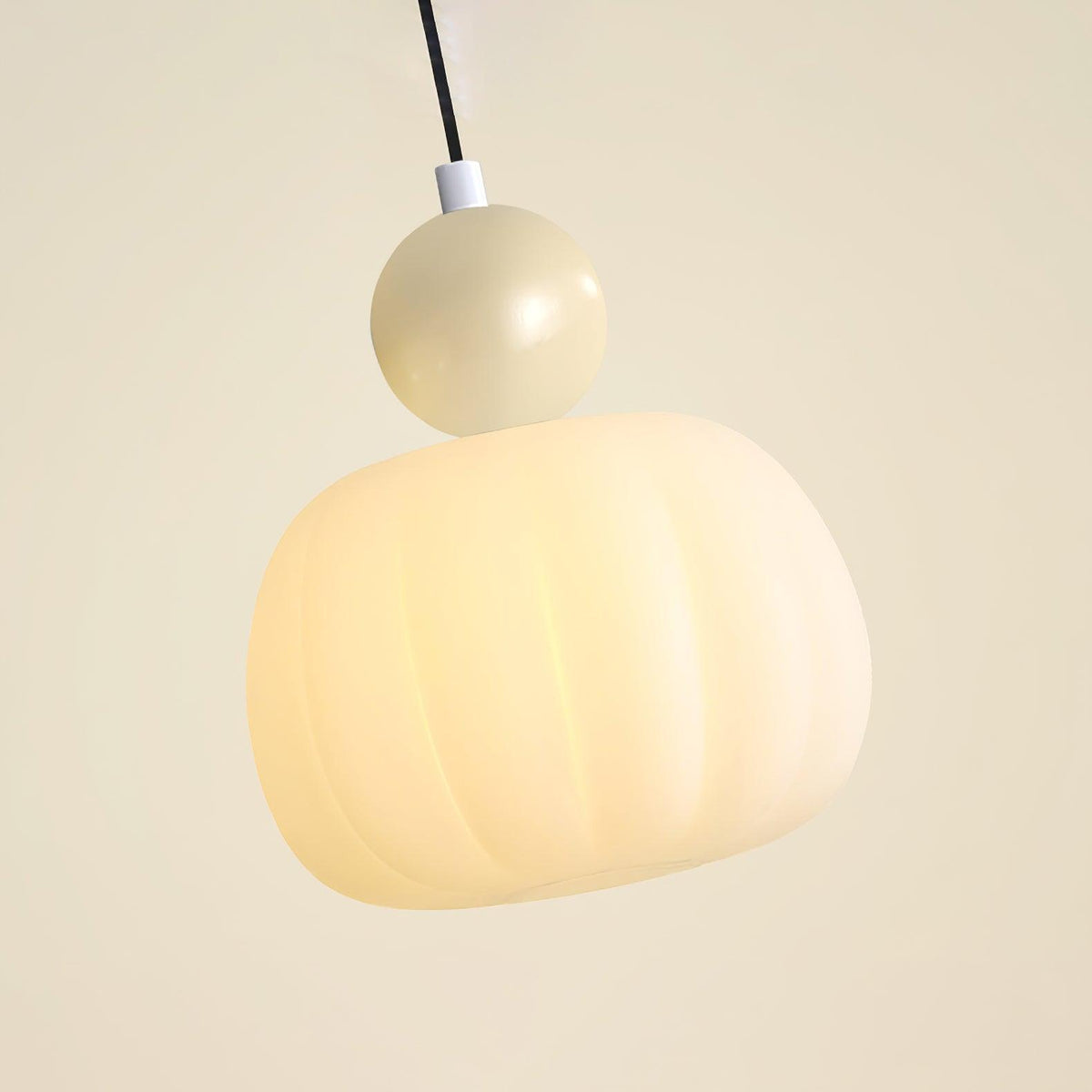 Yedra Organic Pendant Lamp