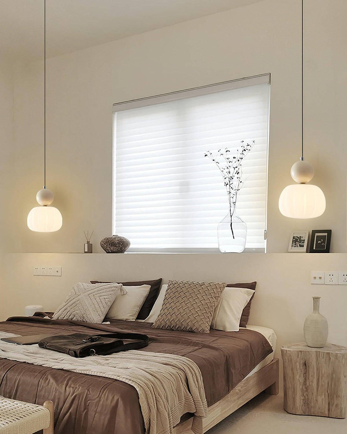 Yedra Organic Pendant Lamp