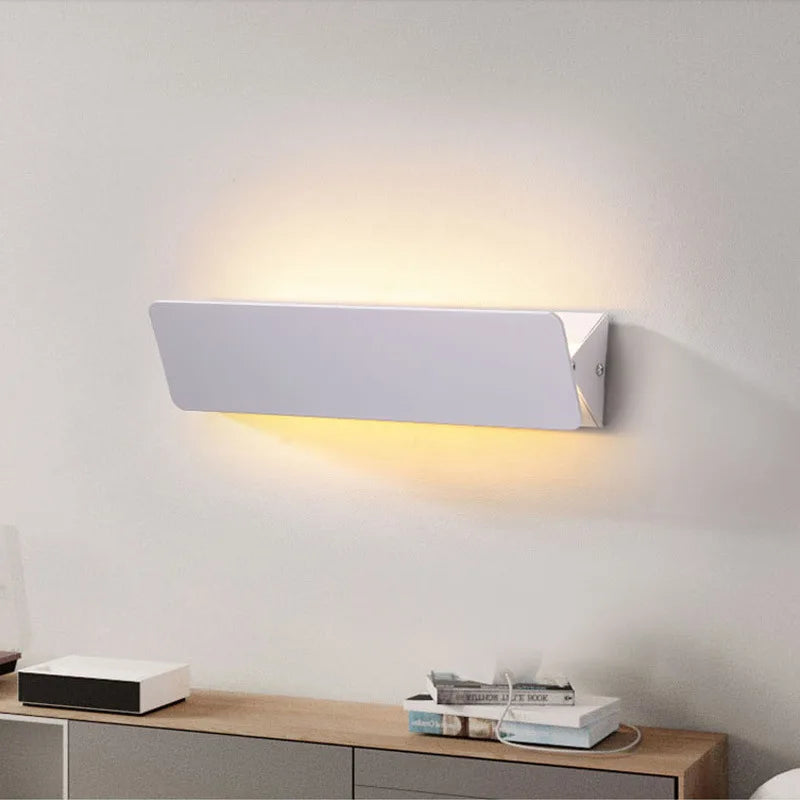 Aluminium Swing Wall Lamp