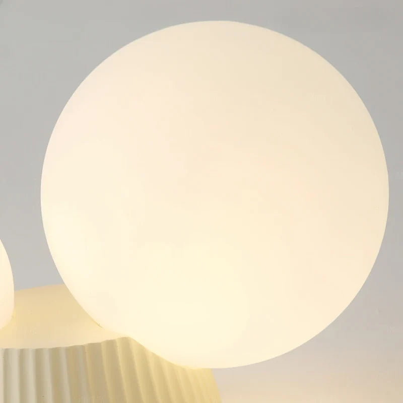 Luméa French Double Globe Light
