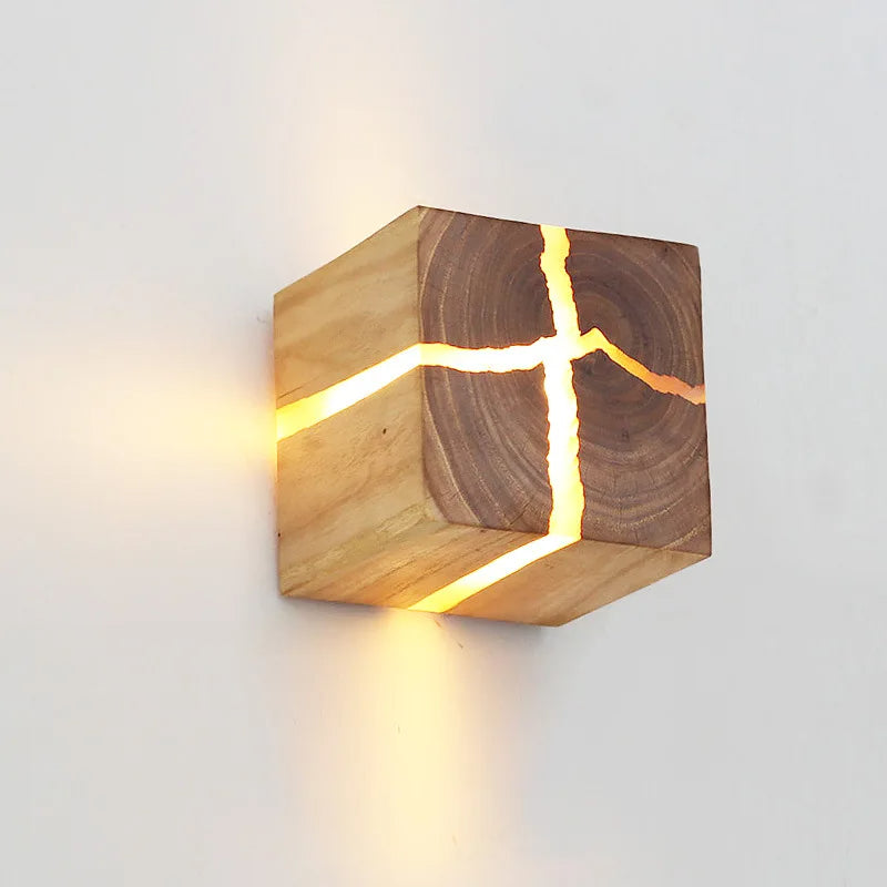 WoodAura Resin Wall Light
